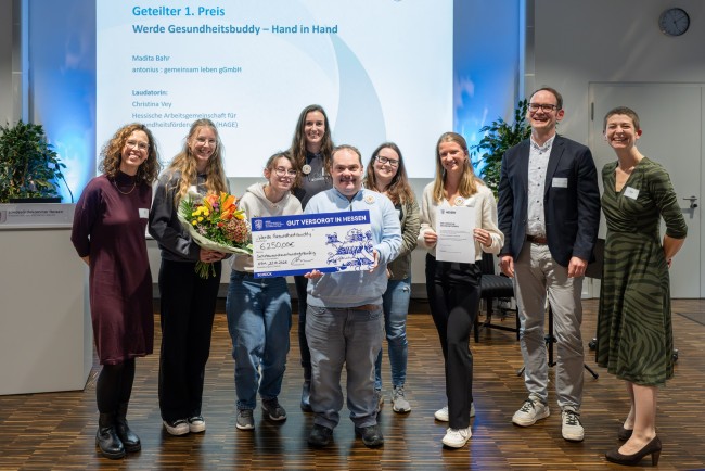 Erster Platz für „Werde Gesundheitsbuddy - Hand in Hand“, ein Projekt der antonius : gemeinsam leben gGmbH, Fulda