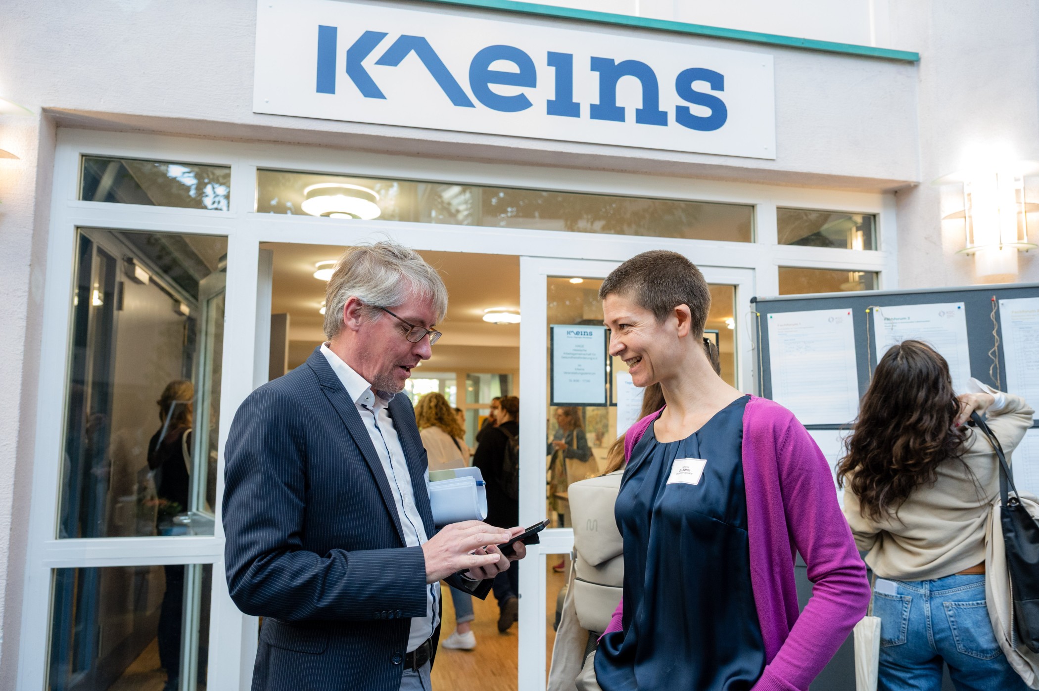  Dr. Axel Kortevoß (GKV-Bündnis für Gesundheit Hessen) und Dr. Katharina Böhm (HAGE)