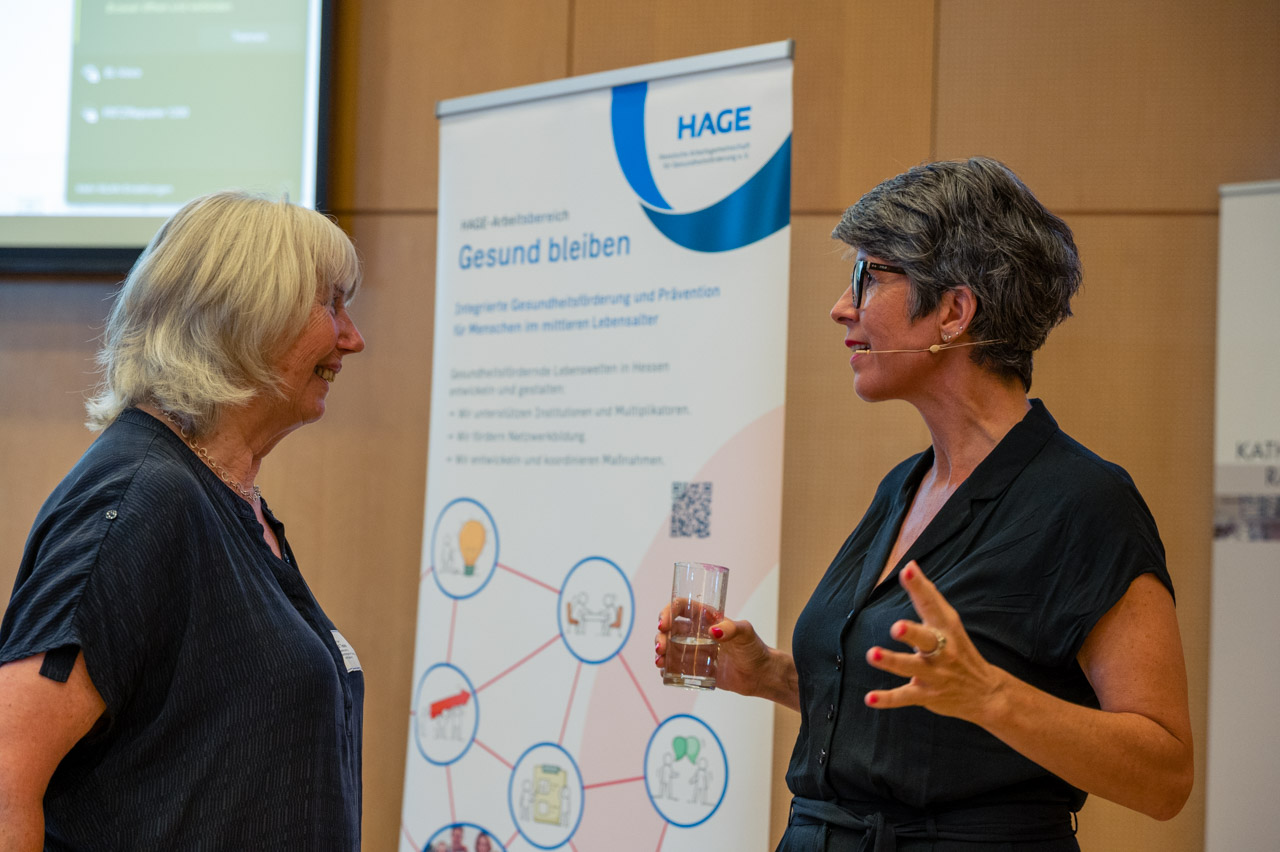 Prof. Irmgard Teske und Delia Godehardt im Gespräch