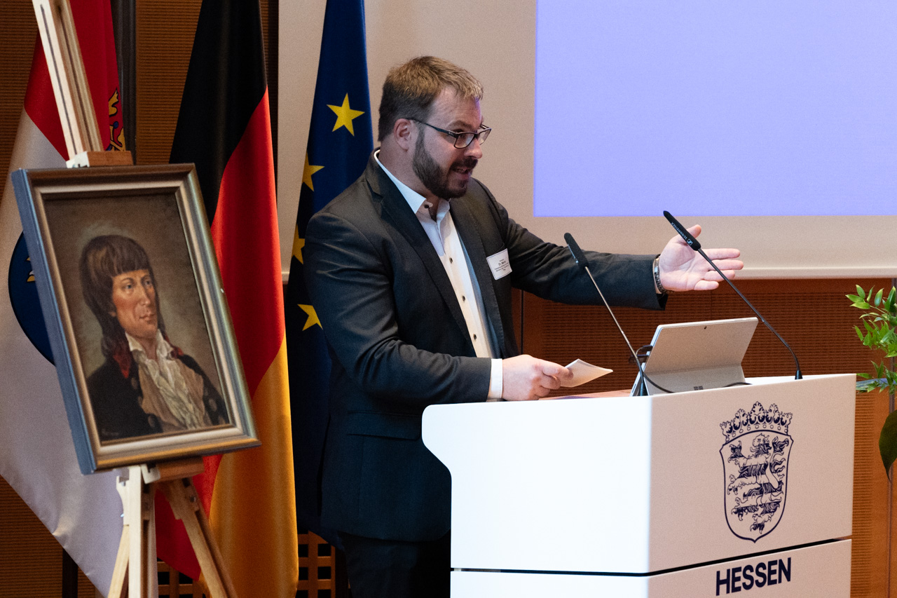 Dr. Sebastian Martin