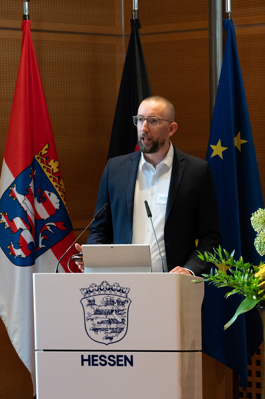 Prof. Dr. Hendrik Graßme