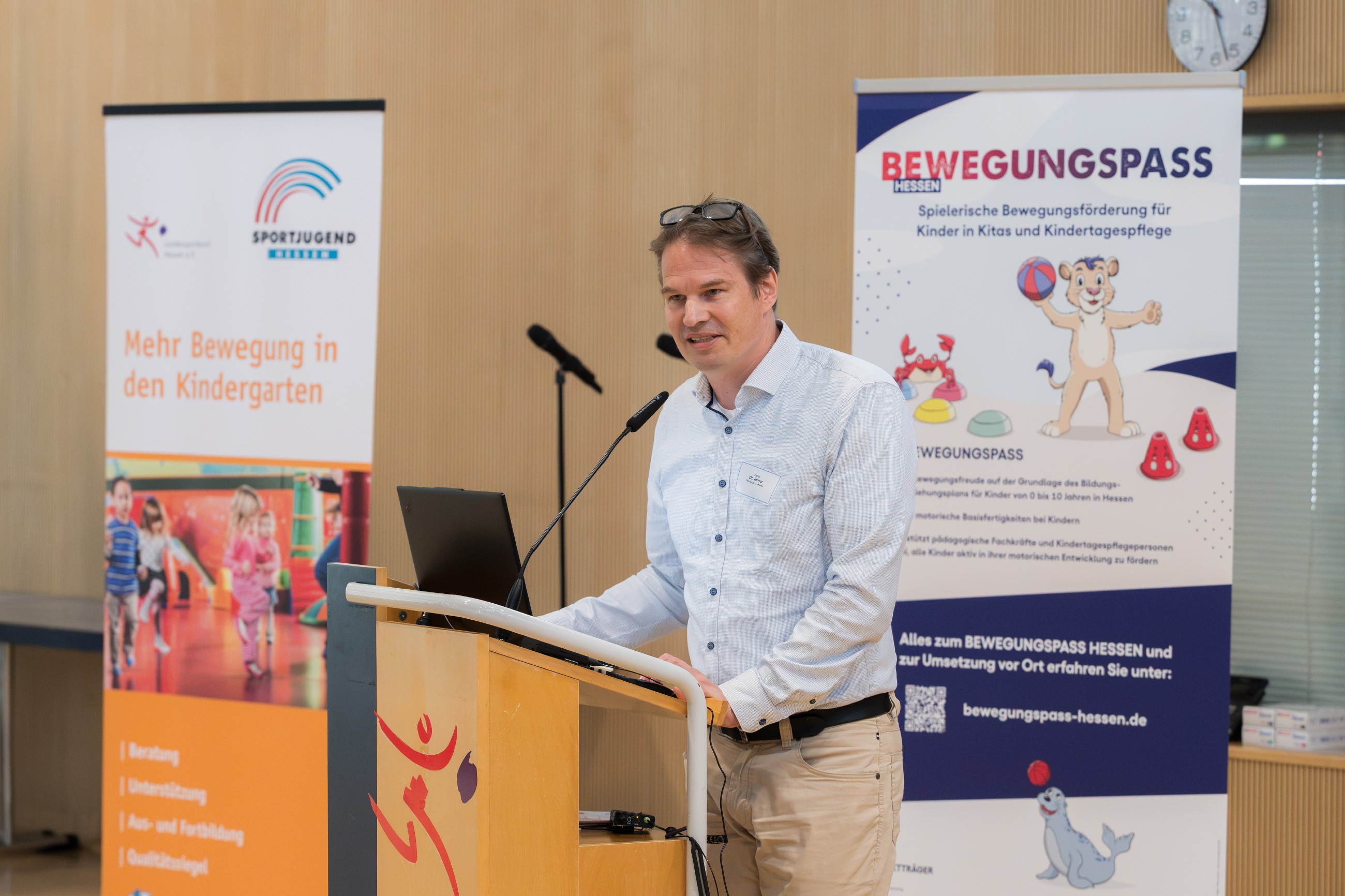 Dr. Daniel Illmer, stellvertretender Geschäftsführer der Sportjugend Hessen (SJH)